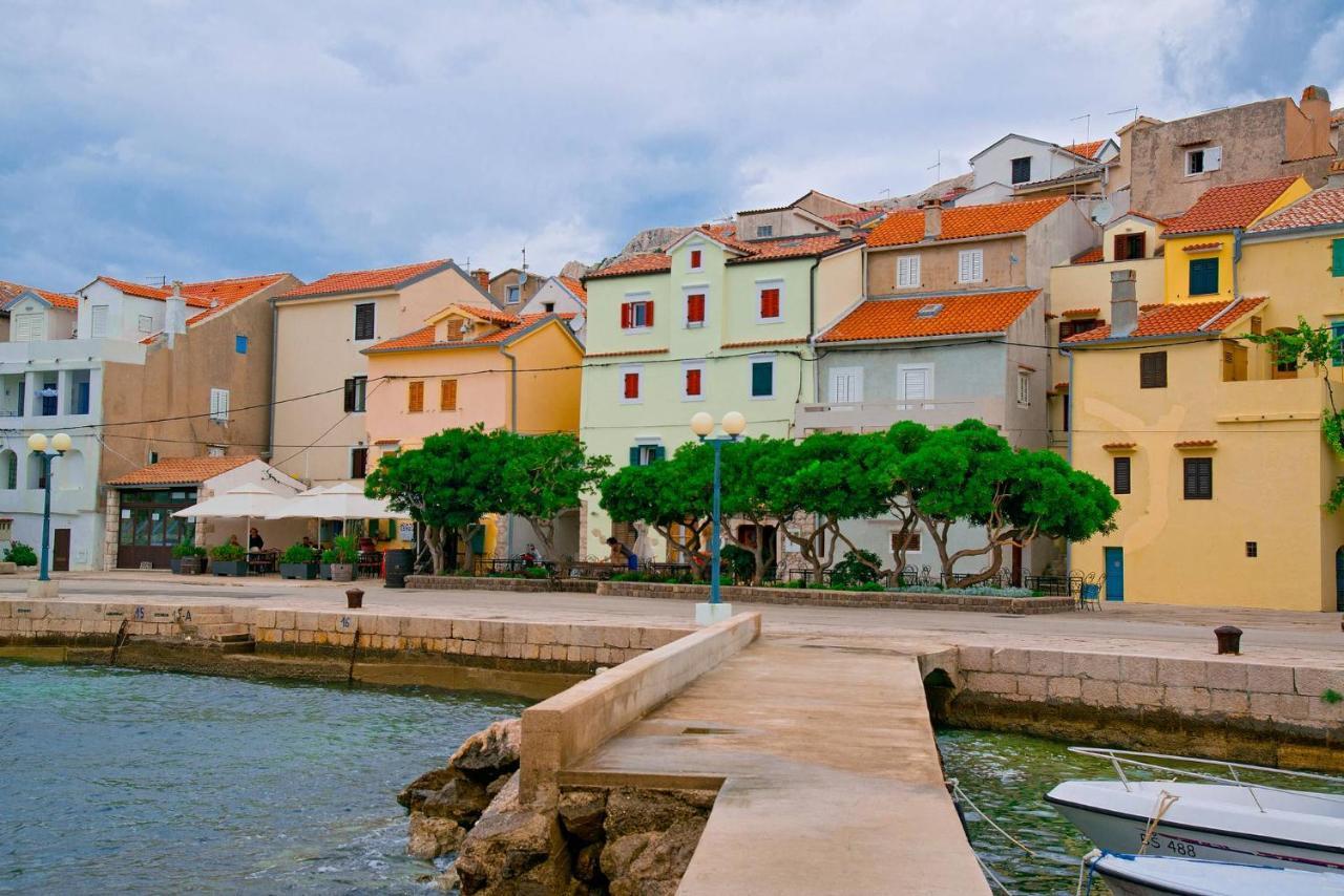 Diana More Baška Exteriör bild